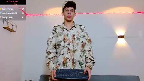 john_ssnow29 online show from November 25, 11:31 am