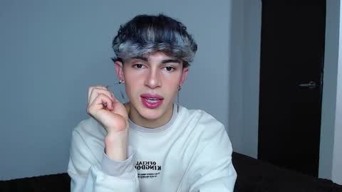 John Vichenso online show from October 27, 11:27 pm