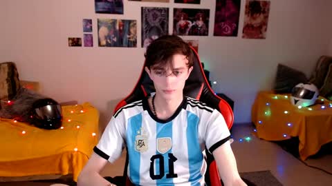 john_winx online show from May 19, 4:25 pm