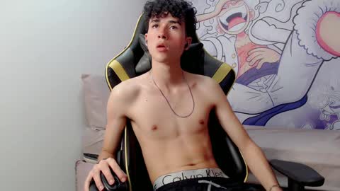 Snapshot of johnny_cagee chatting on January 6, 6:14 am johnny_cagee online show from January 6, 6:14 am
