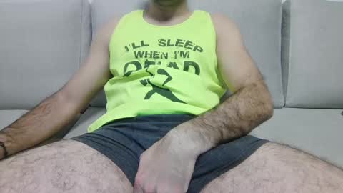 johnny_yaa online show from January 1, 11:07 pm