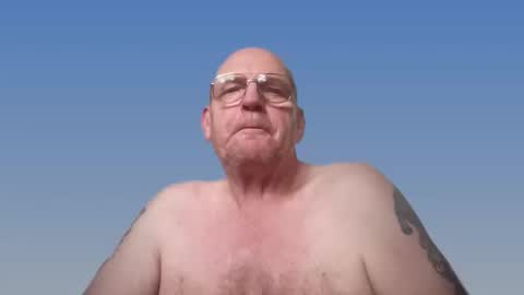 johnnycock200 online show from October 4, 1:31 pm