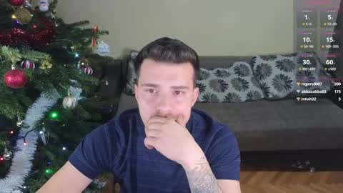 Snapshot of johnnylove21 chatting on December 26, 9:58 pm Johnny online show from December 26, 9:58 pm