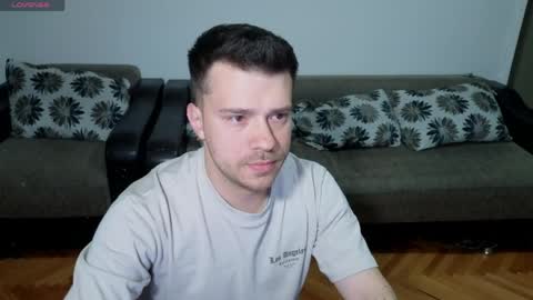 Johnny online show from April 29, 6:35 pm