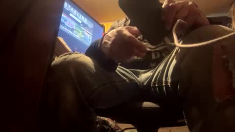 johnnyshung1 online show from February 28, 9:02 am