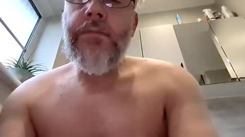 Snapshot of johnsmith401 chatting on January 26, 9:29 am johnsmith401 online show from January 26, 9:29 am