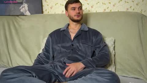 John online show from October 1, 7:40 am