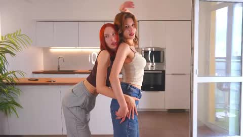 Alva online show from June 3, 12:30 pm