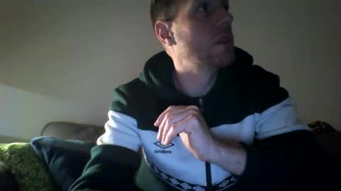 jojo19844 online show from April 18, 9:26 pm