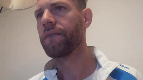 jojo19844 online show from September 30, 5:07 am