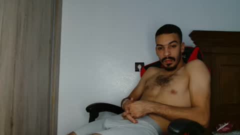 ALICEARABIAN online show from October 1, 5:56 pm