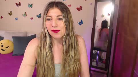 Jolie Mature online show from March 9, 7:59 pm