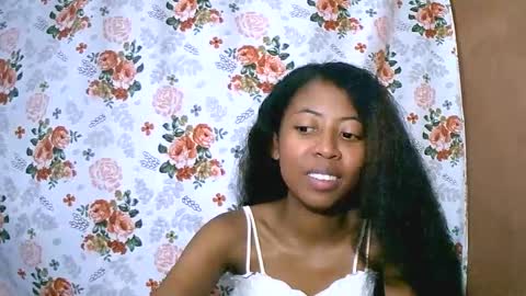 joliekah27 online show from March 9, 10:52 pm