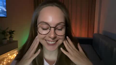 jolly_dollyy online show from April 1, 9:12 pm