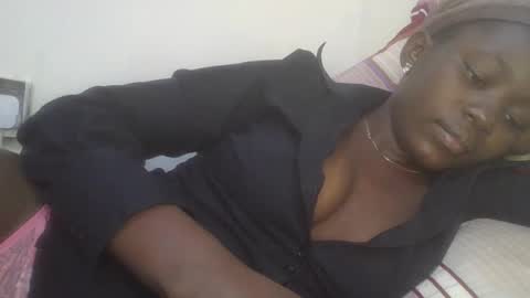 Snapshot of jollynabeb chatting on February 18, 8:36 pm jollynabeb online show from February 18, 8:36 pm