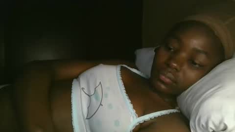 jollynabeb online show from November 2, 2:22 am