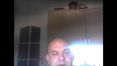 Snapshot of jolmasz30 chatting on February 18, 9:21 am jolmasz30 online show from February 18, 9:21 am