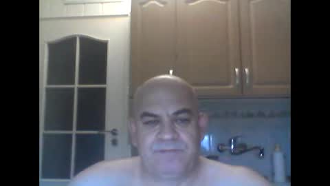 Snapshot of jolmasz30 chatting on January 23, 8:04 am jolmasz30 online show from January 23, 8:04 am