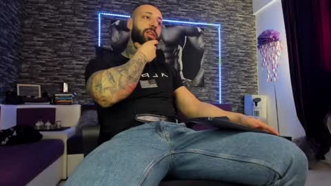 JonahHunt online show from February 6, 9:22 am