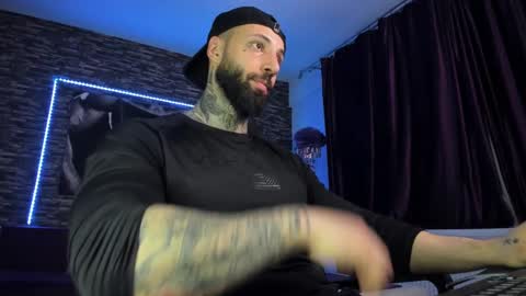 JonahHunt online show from February 20, 9:53 pm