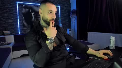 JonahHunt online show from February 26, 7:32 pm