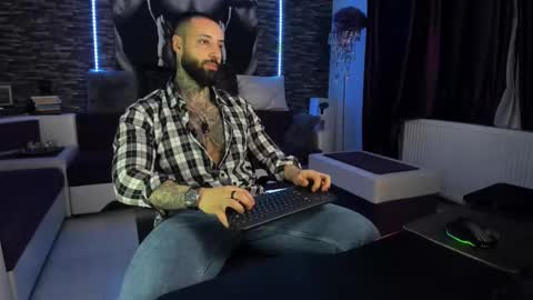 JonahHunt online show from February 21, 7:10 pm
