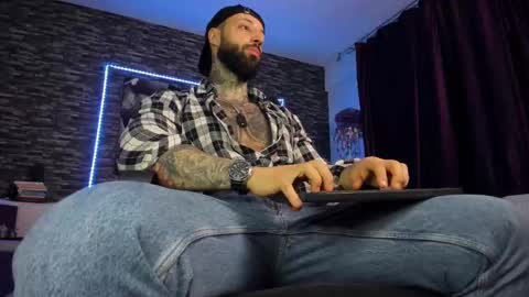 JonahHunt online show from February 24, 10:14 pm