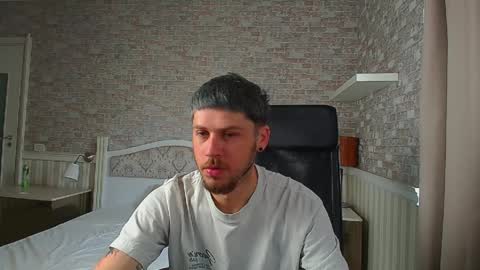 JonahShaw online show from June 1, 4:14 am