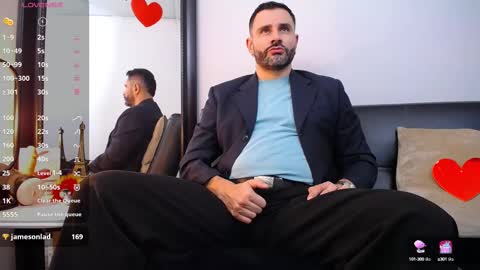 Snapshot of jonas_beard1 chatting on February 16, 2:20 am JONAS BEARD online show from February 16, 2:20 am
