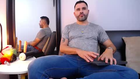 Snapshot of jonas_beard1 chatting on March 10, 9:51 pm JONAS BEARD online show from March 10, 9:51 pm