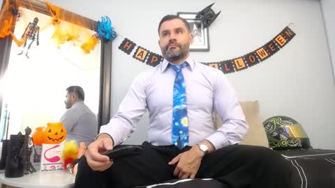  JONAS BEARD  online show from October 28, 3:35 pm