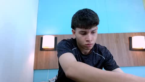 Jonathan online show from January 4, 6:19 pm