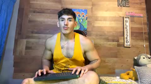 jonathancast08 online show from January 13, 9:33 pm