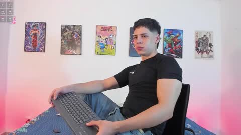 Instagram jonathanfit14 online show from March 28, 10:33 pm