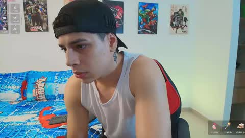 Instagram jonathanfit14 online show from April 10, 9:52 pm