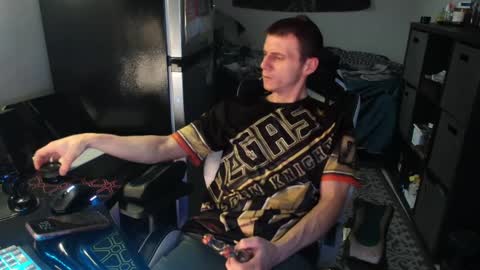 jonathanthiccoc online show from May 13, 11:58 pm