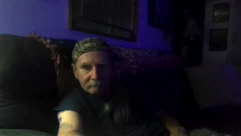 Jonelvis123456 online show from August 7, 9:18 am