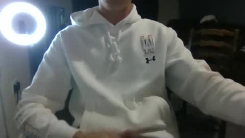 jonlow1 online show from September 17, 10:46 pm