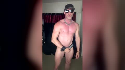 Jonny Cockfill online show from December 13, 10:05 pm