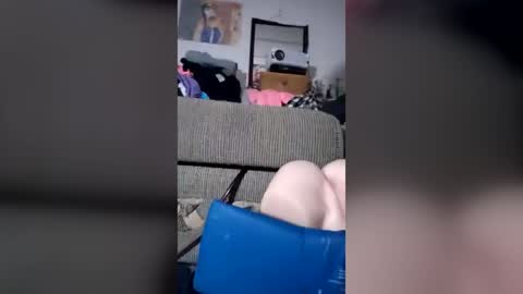 jonnyhollyw00d online show from July 11, 12:30 pm