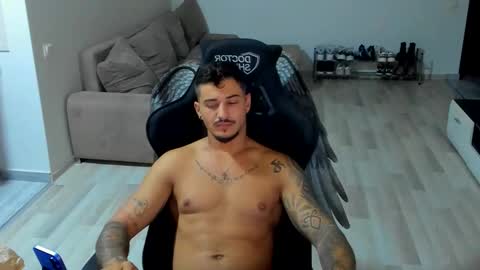 jonnyporn1 online show from October 11, 5:34 am