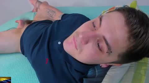 Jordn  follow me on my soyjordanditri  model account online show from January 29, 1:49 pm