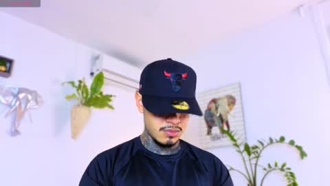 Jordan Smith online show from December 16, 8:59 pm