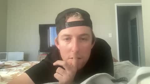 jorddiickzilla online show from June 5, 5:25 am
