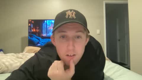 jorddiickzilla online show from March 9, 4:28 am