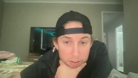 jorddiickzilla online show from June 18, 4:40 am