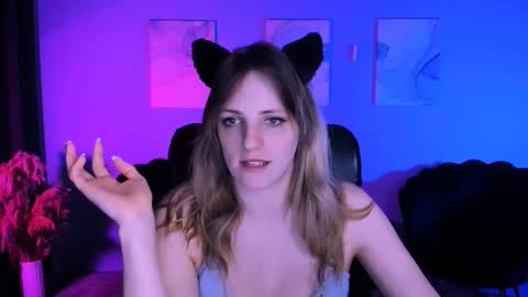 jose_fairy online show from February 22, 10:30 am