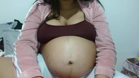 jose y carolina online show from February 19, 7:48 pm