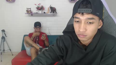 Snapshot of jose_sexycumm chatting on March 5, 2:14 am jose_sexycumm online show from March 5, 2:14 am