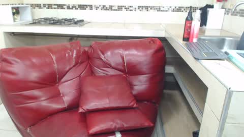 Snapshot of jose_sexycumm chatting on January 18, 11:00 pm jose_sexycumm online show from January 18, 11:00 pm